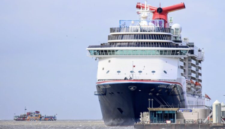 Carnival Legend
